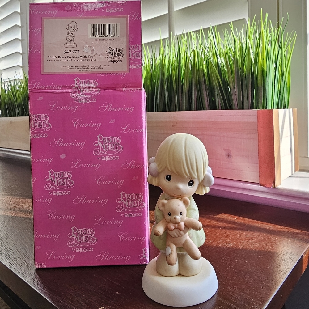 HP🎉 Precious Moments® 2000 "Life's Beary Precious With You" Figurine #642673